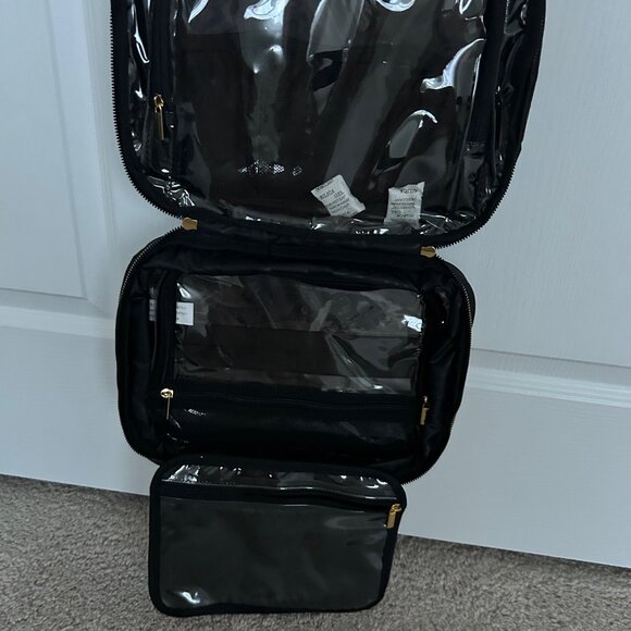 Joy Clean And Chic Expandable Toiletry Case BLACK Satin Finish NWT - Picture 11 of 14